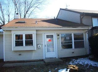 205 Elmwood Rd, Romeoville, IL 60446