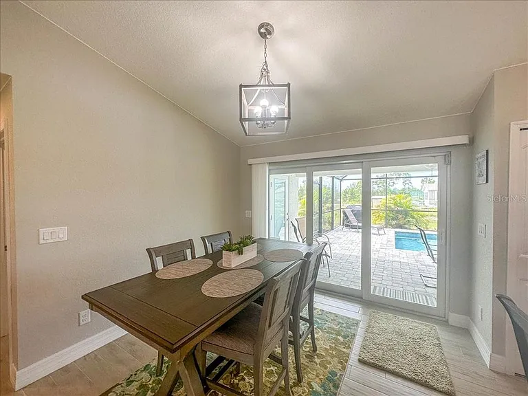 11707 Willmington Blvd — Photo 16