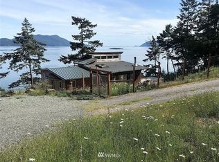 32 Codfish Ln, Olga, WA 98279