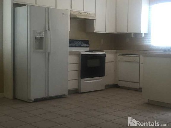 2nd image of 6016 Carmel Way