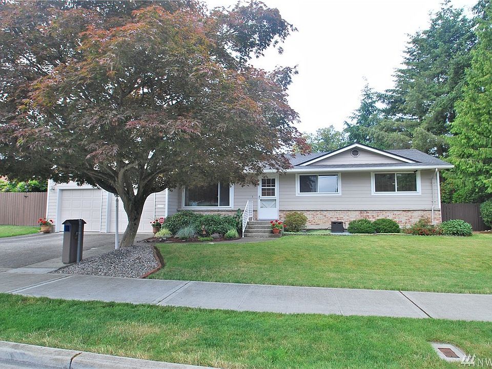 1st image of 6014 S Wapato Lake Dr
