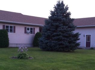 3 Ratcliffe Dr, Peru, NY 12972