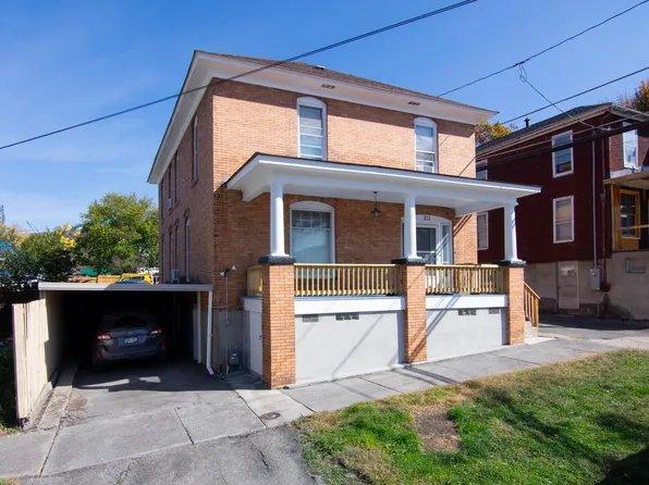 211 4th Ave, Hinton, WV 25951