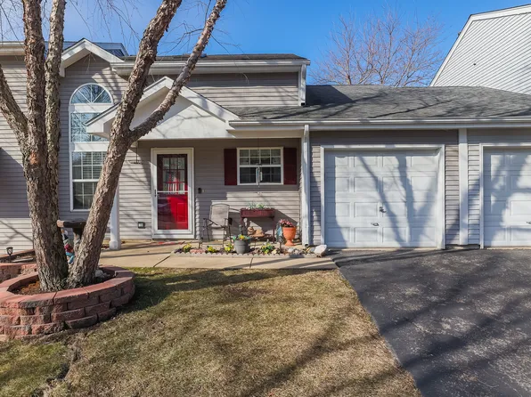 3127 Debra Dr, Island Lake, IL 60042
