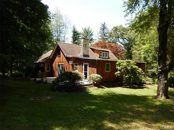 4th image of 3072 Oak St