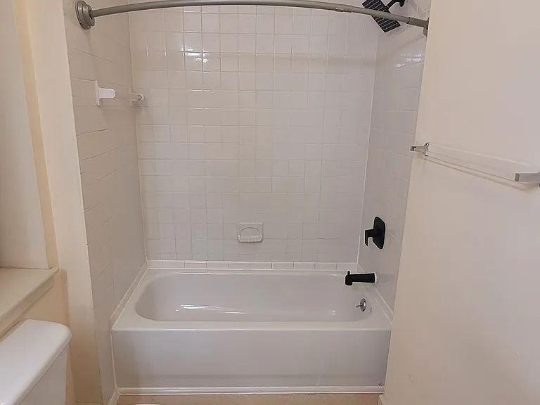 2211 Menard St #A — Photo 16