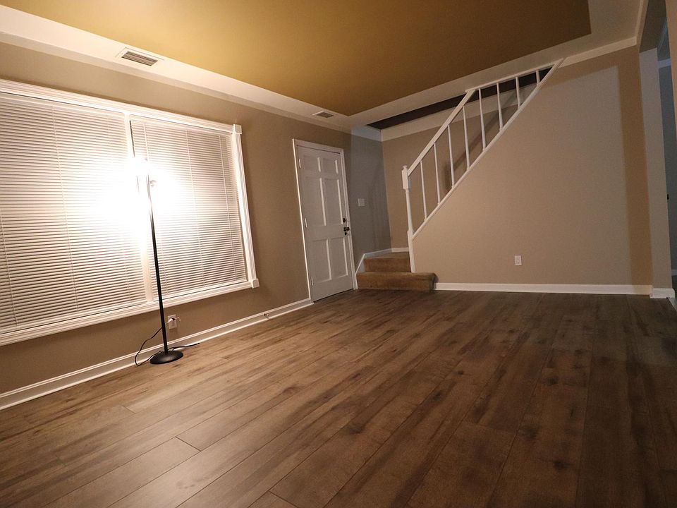 1st image of 137 Haymac Dr