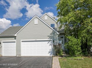1531 Autumncrest Ct, Crystal Lake, IL 60014