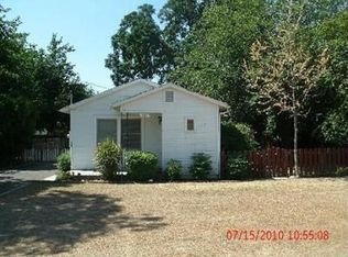 563 E Manning Ave, Reedley, CA 93654