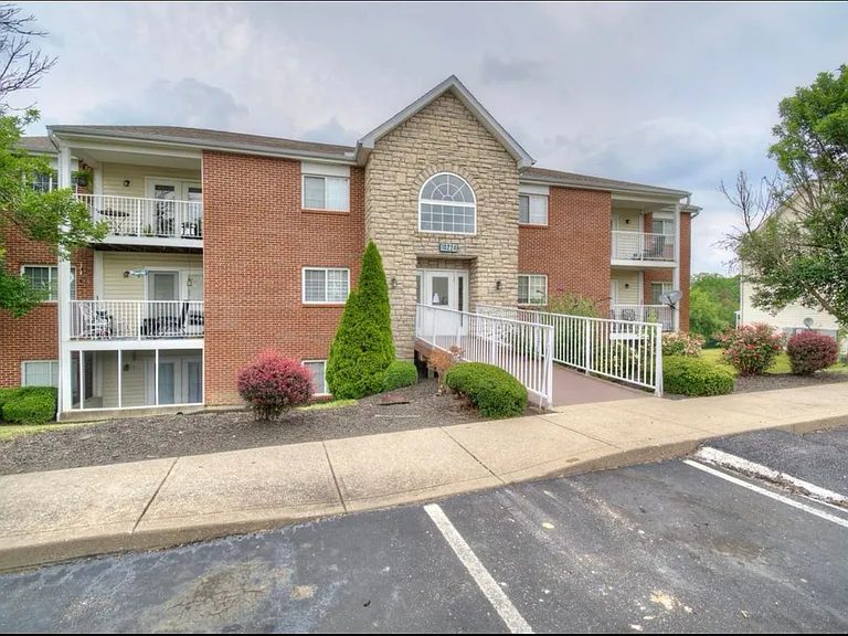 10224 Crossbow Ct #11 — Photo 23