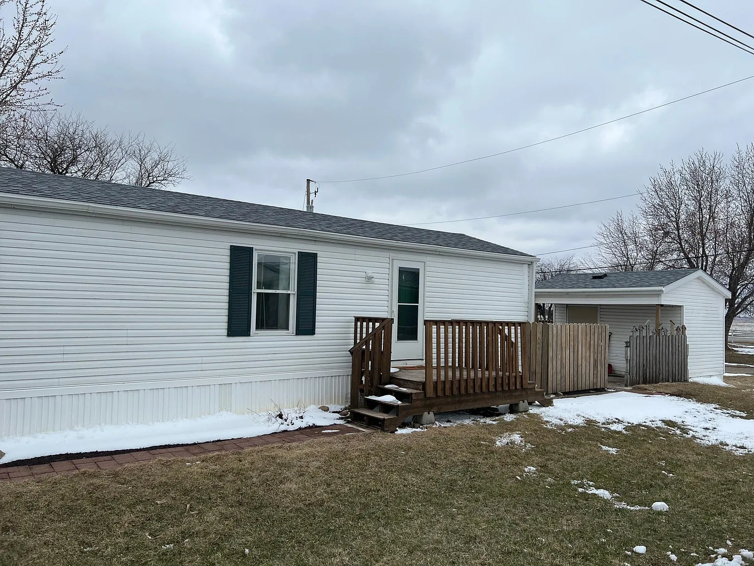 2 bed, 1.5 bath, 1088 sqft, $950 — Photo 2