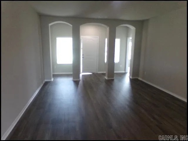 4527 Olympic Dr — Photo 2