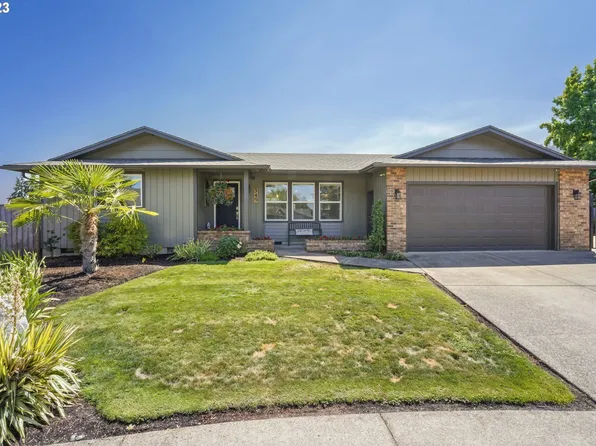 349 72nd Pl, Springfield, OR 97478