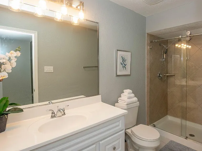 7206 La Granada Dr — Photo 23