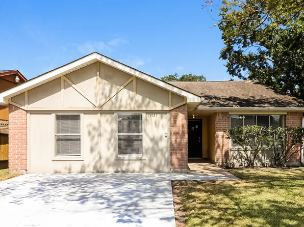 13427 Boonway Dr, Houston, TX 77045