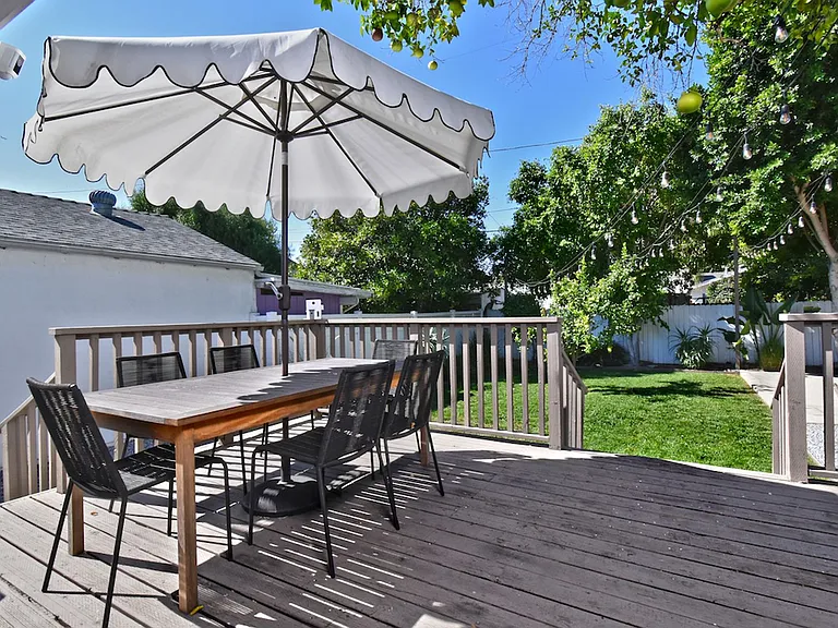 5653 Beck Ave — Photo 32
