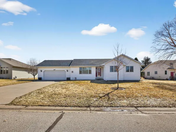 605 Willers Ct, Lake City, MN 55041