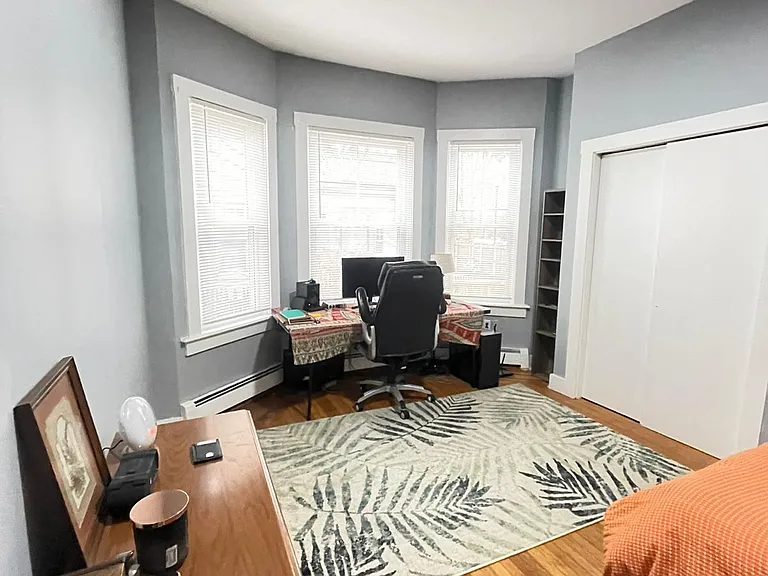 200-203 Lexington Ave #1 — Photo 4