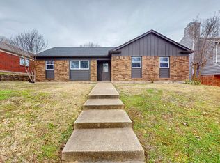 2201 Country Oaks Dr, Garland, TX 75040