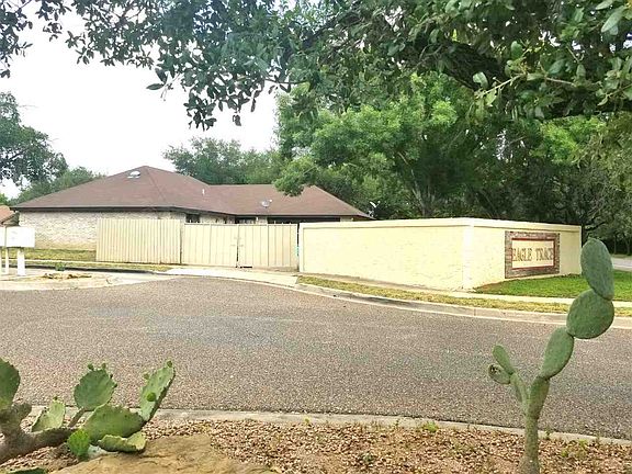 2nd image of 1601 Eagle Trace Dr