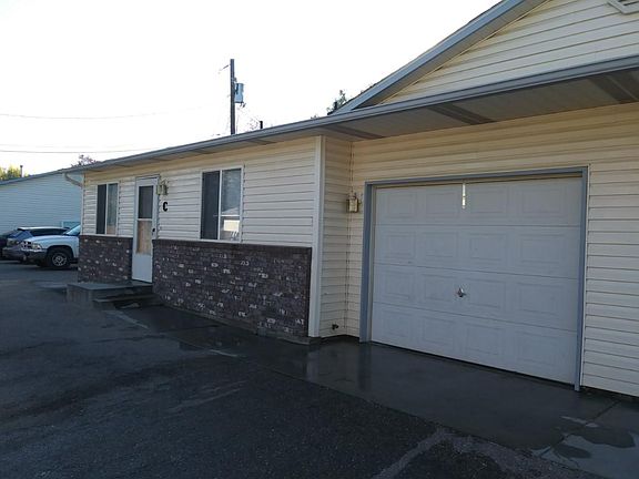 Garage door of Unit C