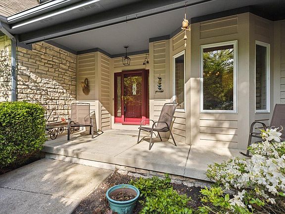 2nd image of 5477 Blackhawk Forest Dr