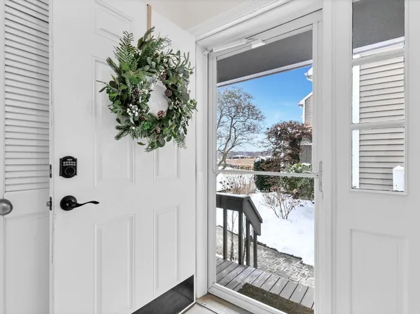 80 Seaview Terrace #11, Guilford, CT 06437