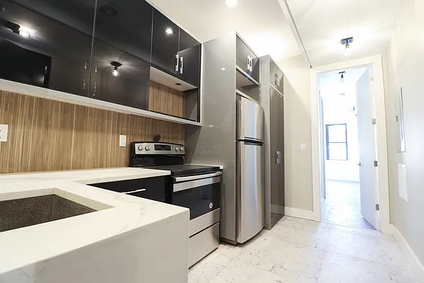 Rented by Lofts and Flats LLC | media 61