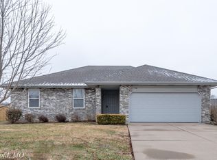 841 S Eric St, Springfield, MO 65802