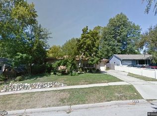 608 Warren Ave, Rockford, IL 61107