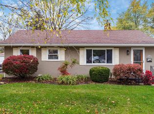 2742 La Rosa Dr, Grove City, OH