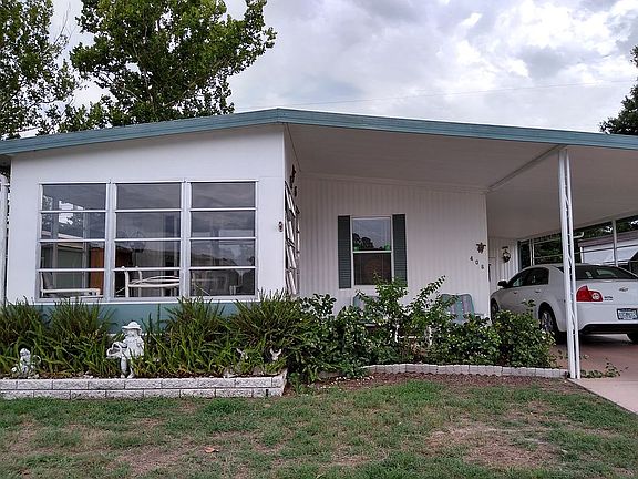 3rd image of 3150 NE 36th Ave Lot 406