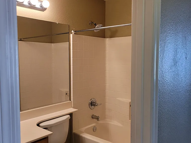 3950 E Campbell Ave — Photo 15