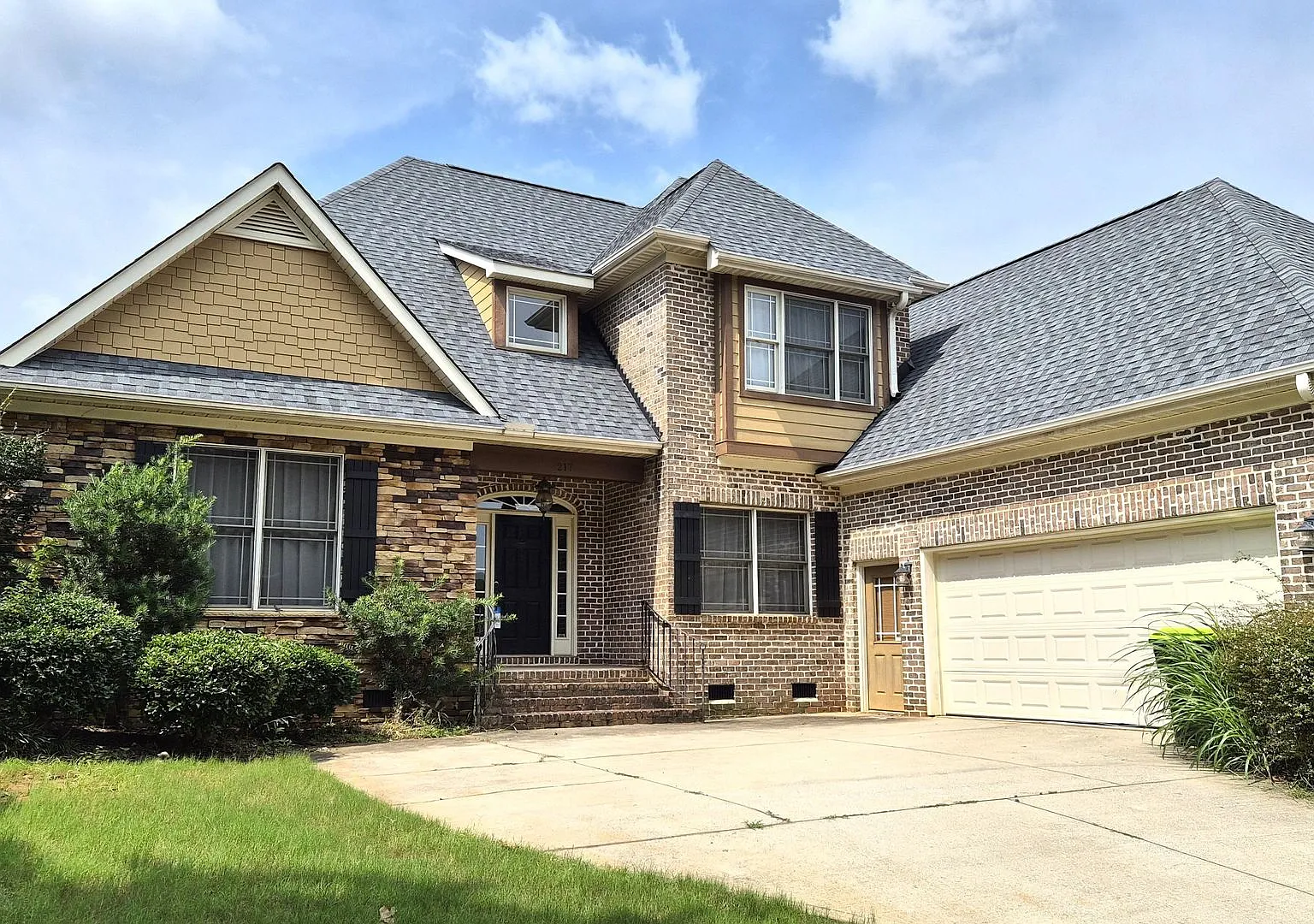Four Bedroom Brick House for Rent Just off Woodruff Rd! — Photo 1