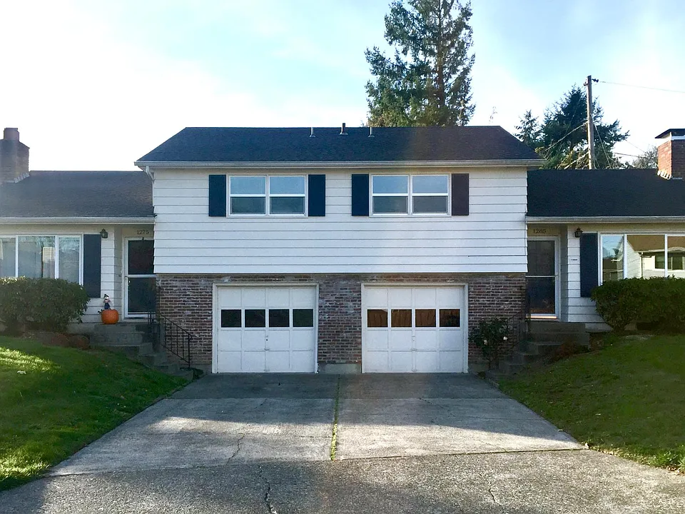 Side-by-side duplex. 1275 is on the left.