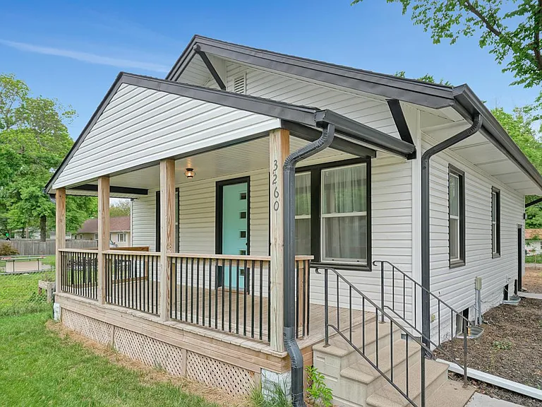 3260 Hitchcock St — Photo 31