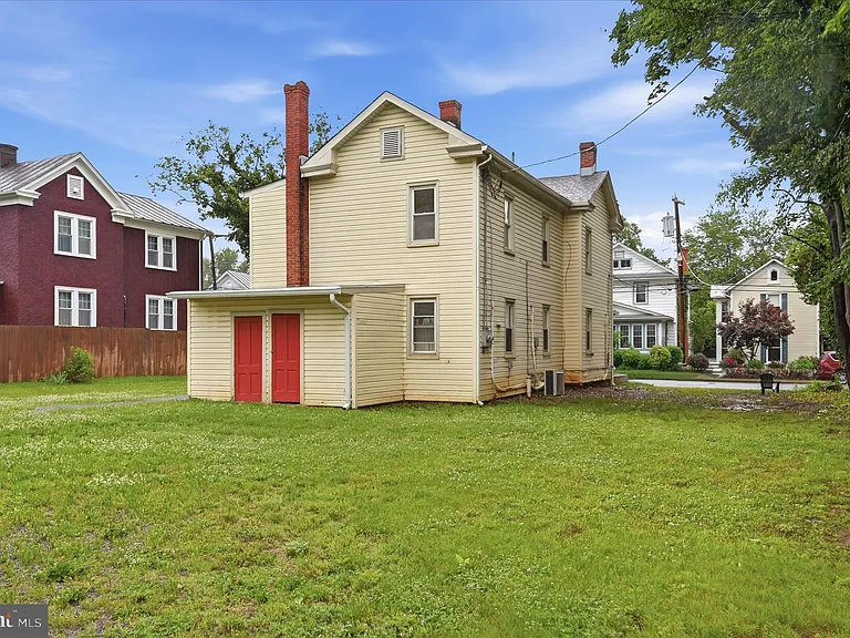 228 Cloud St #UPPER — Photo 20
