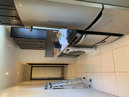 Rented by Compass | media 58