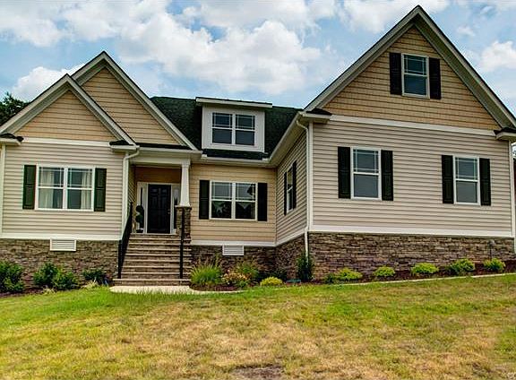 3rd image of 9004 McGregor Farm Dr