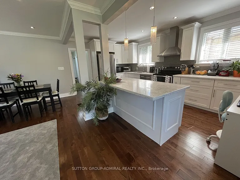 81 Searle Ave — Photo 8
