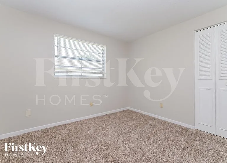 1007 Coldstream Ct — Photo 13