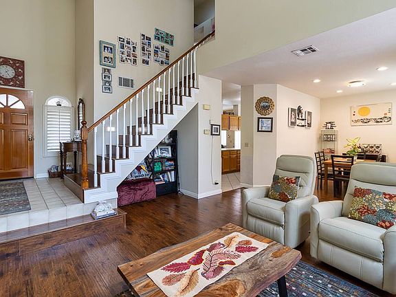 5th image of 28783 Startree Ln