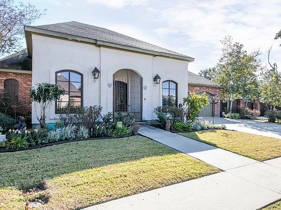 4th image of 209 Martele Blvd