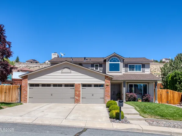 1572 Satellite Dr, Sparks, NV 89436