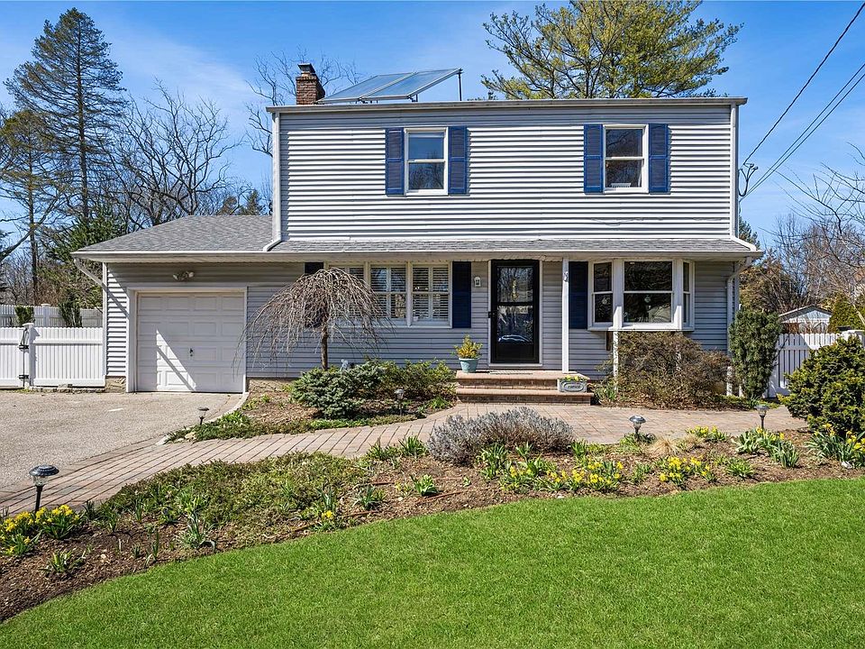 1st image of 35 Surrey Lane