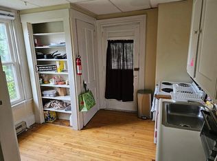 21 Putney Rd #202, Brattleboro, VT 05301