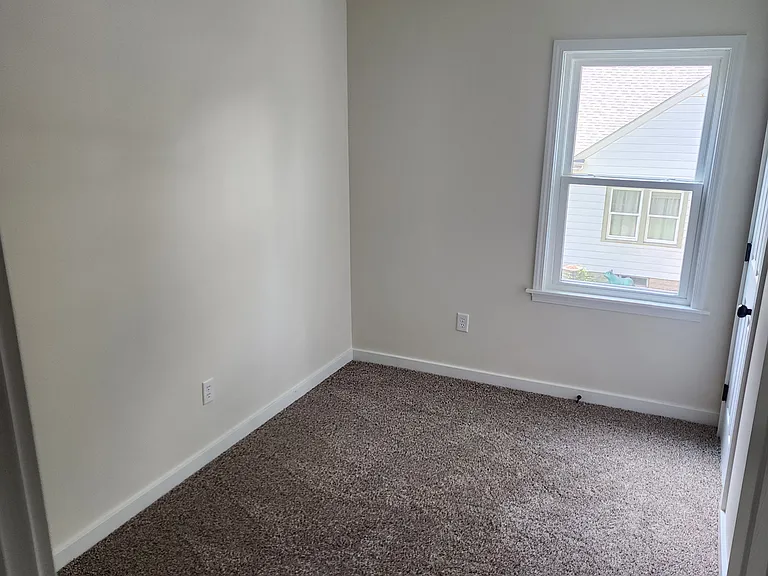 609 Main St #2 — Photo 16