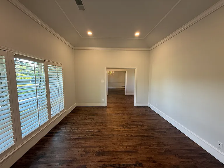 6911 Gateridge Dr — Photo 9