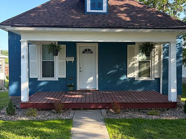 3409 Saint Charles St, Hannibal, MO 63401