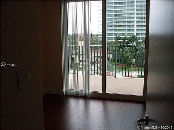 4th image of 20000 Country Club Dr #603